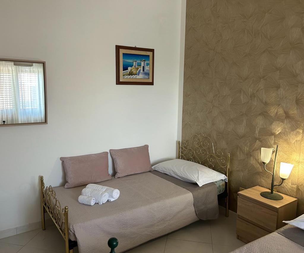 Nina Apartament Giardini Naxos Con Posto Auto Екстер'єр фото