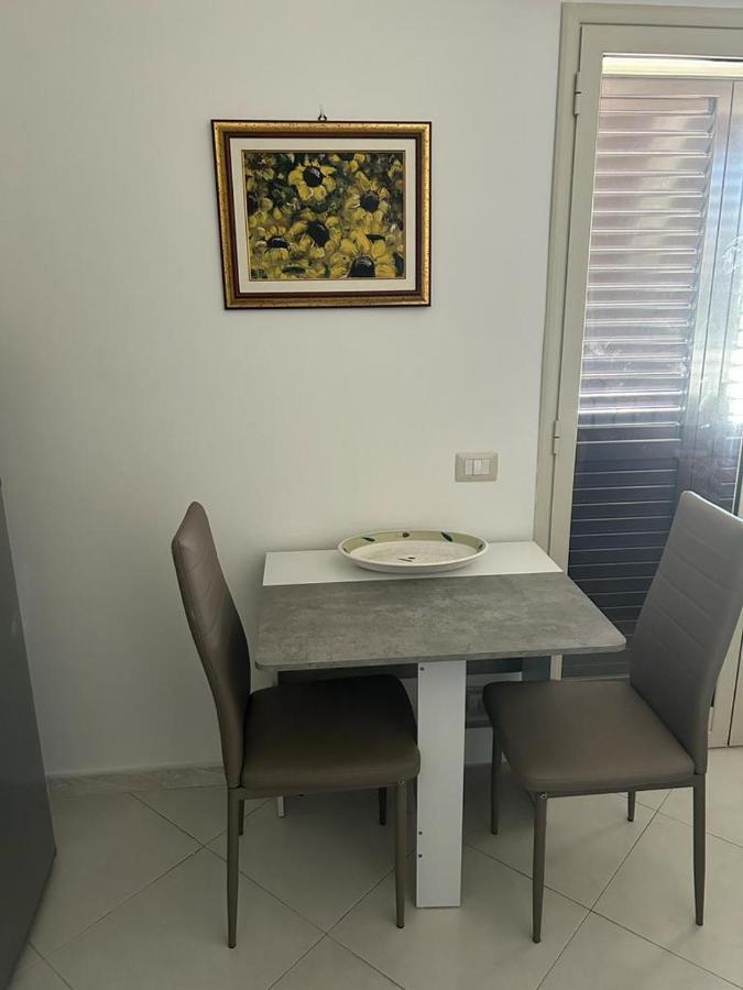 Nina Apartament Giardini Naxos Con Posto Auto Екстер'єр фото