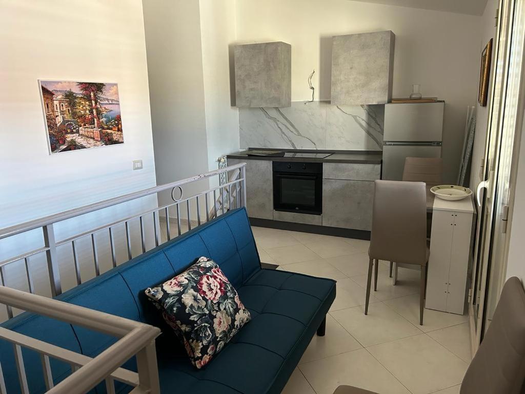 Nina Apartament Giardini Naxos Con Posto Auto Екстер'єр фото